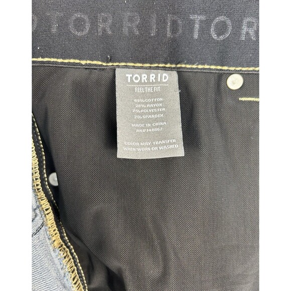 Torrid Women's 24R Premium Stretch Bombshell Skinny Ankle Denim Jeans Distressed - Picture 10 of 10